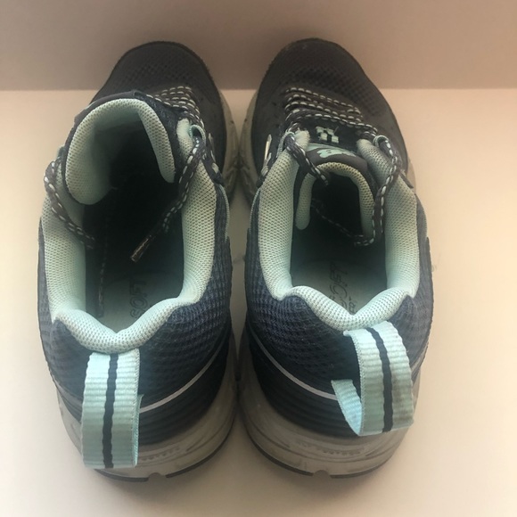 new balance women's lonoke trail running shoes